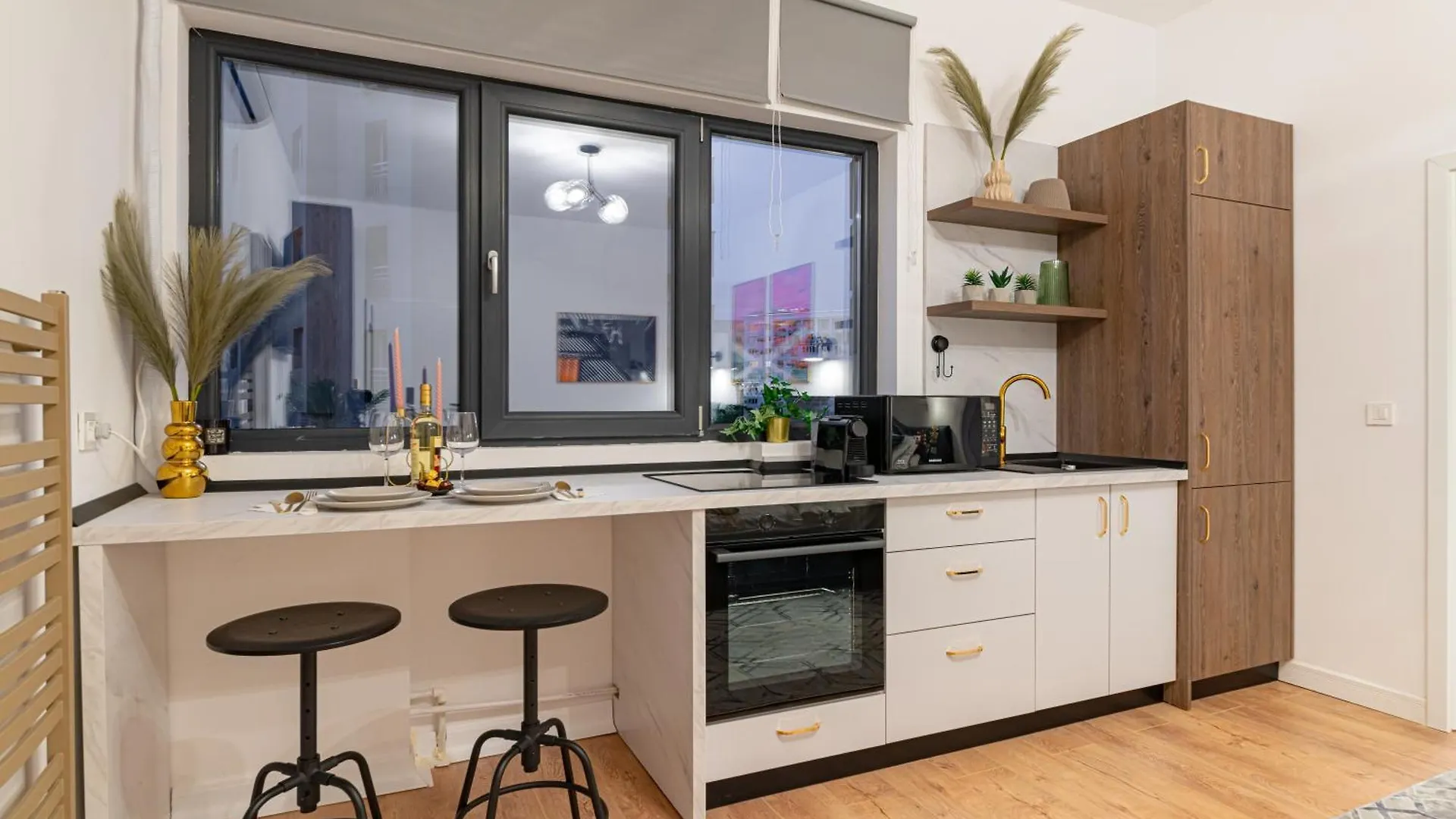 Central Square Haven A - Modern Studio With Air Conditioning Bucureşti 0*,  România